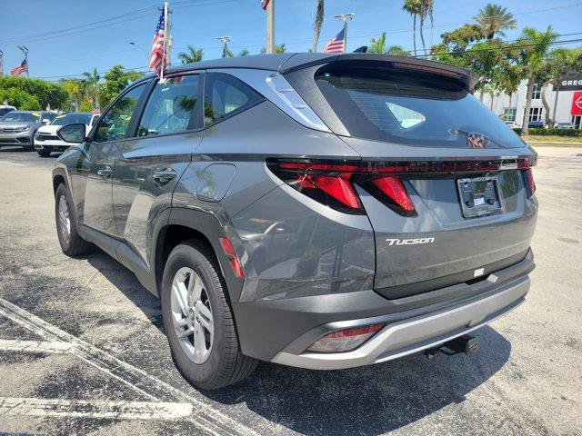 Used 2025 Hyundai Tucson SE FWD image 5