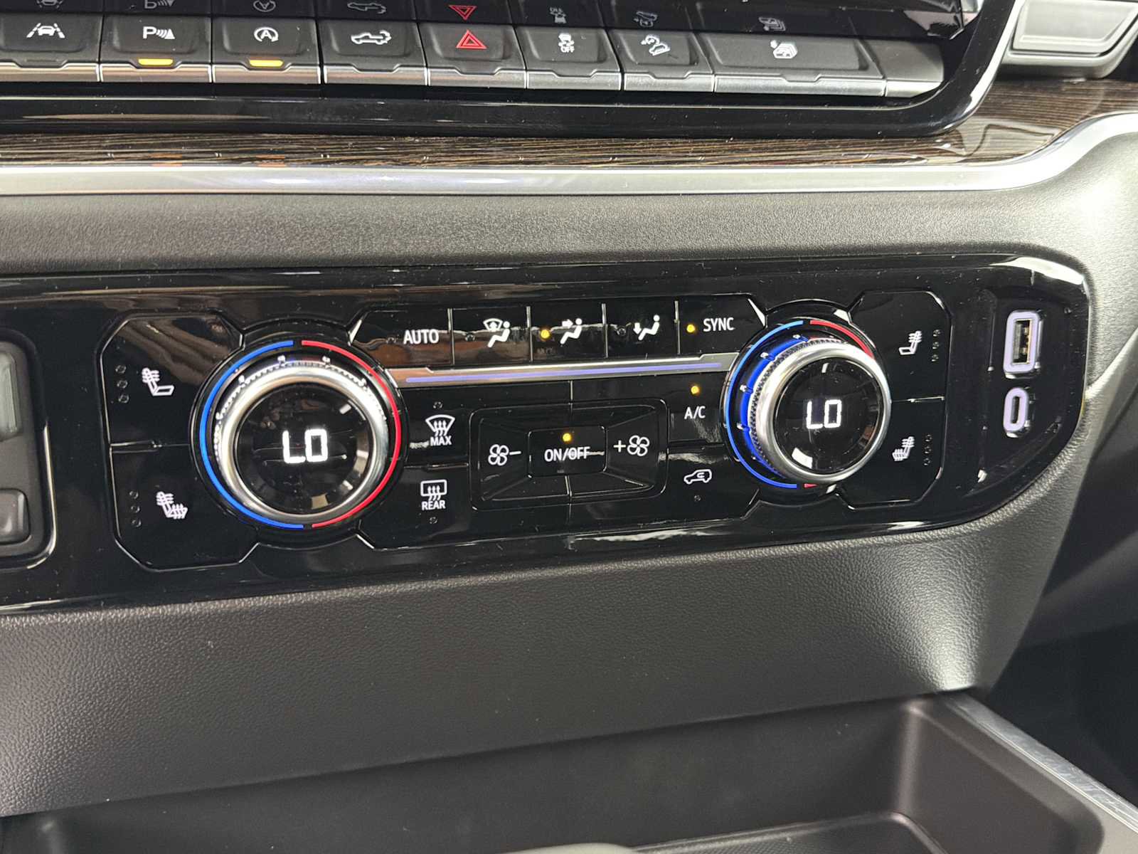 New 2026 GMC Sierra 1500 Elevation w/ Elevation Premium Package image 58