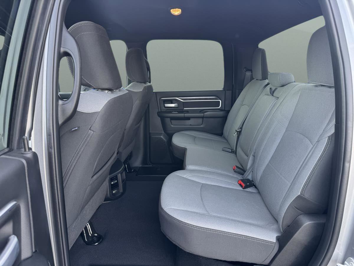 Used 2024 RAM 2500 Big Horn w/ Bed Utility Group image 7