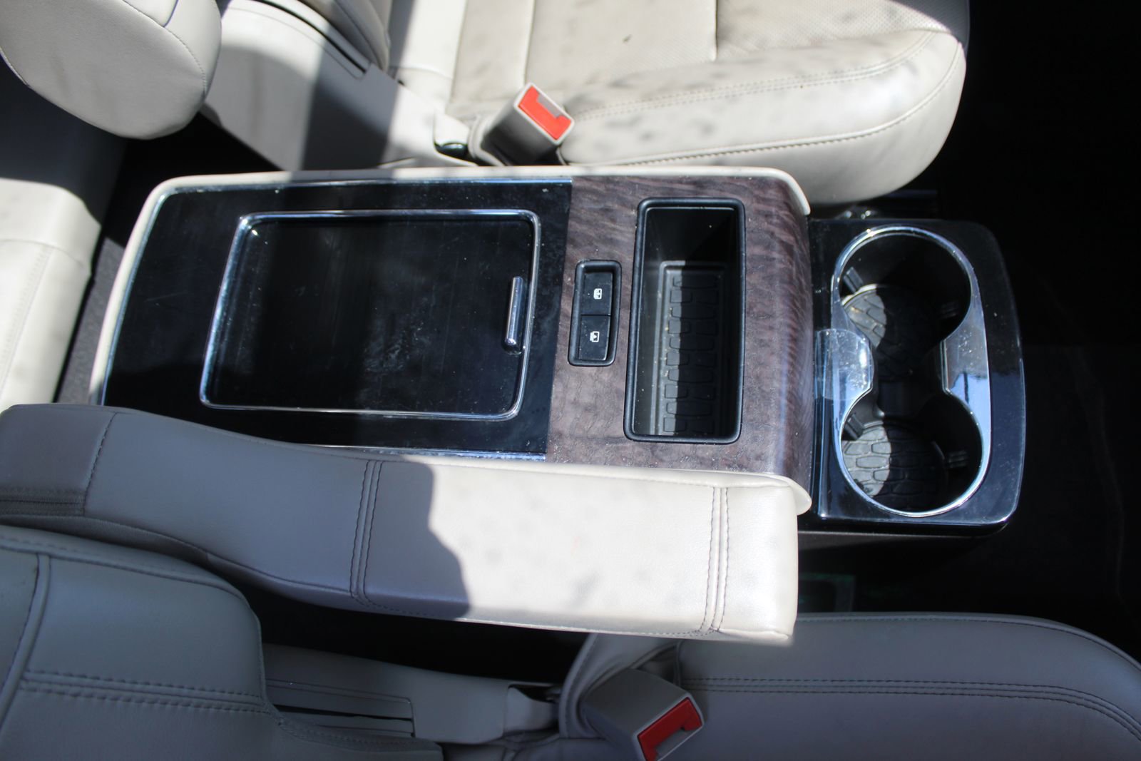 Used 2023 Lincoln Aviator Reserve w/ Equipment Group 201A AWD/4WD image 18