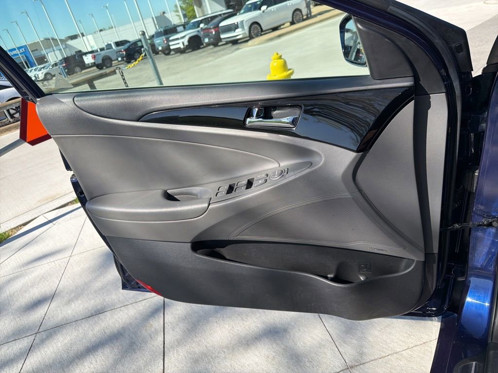 Used 2013 Hyundai Sonata Limited FWD image 32