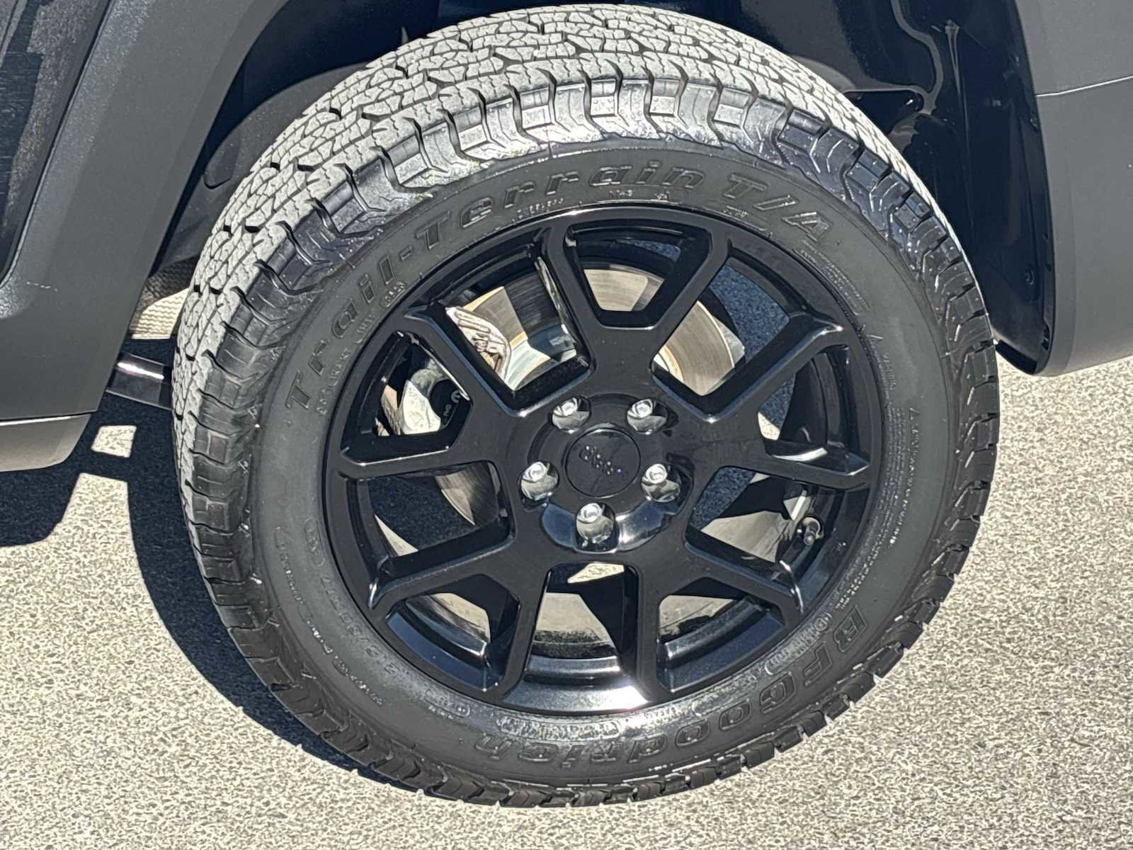 Used 2020 Jeep Renegade Altitude w/ UConnect 8.4 Nav Group image 12