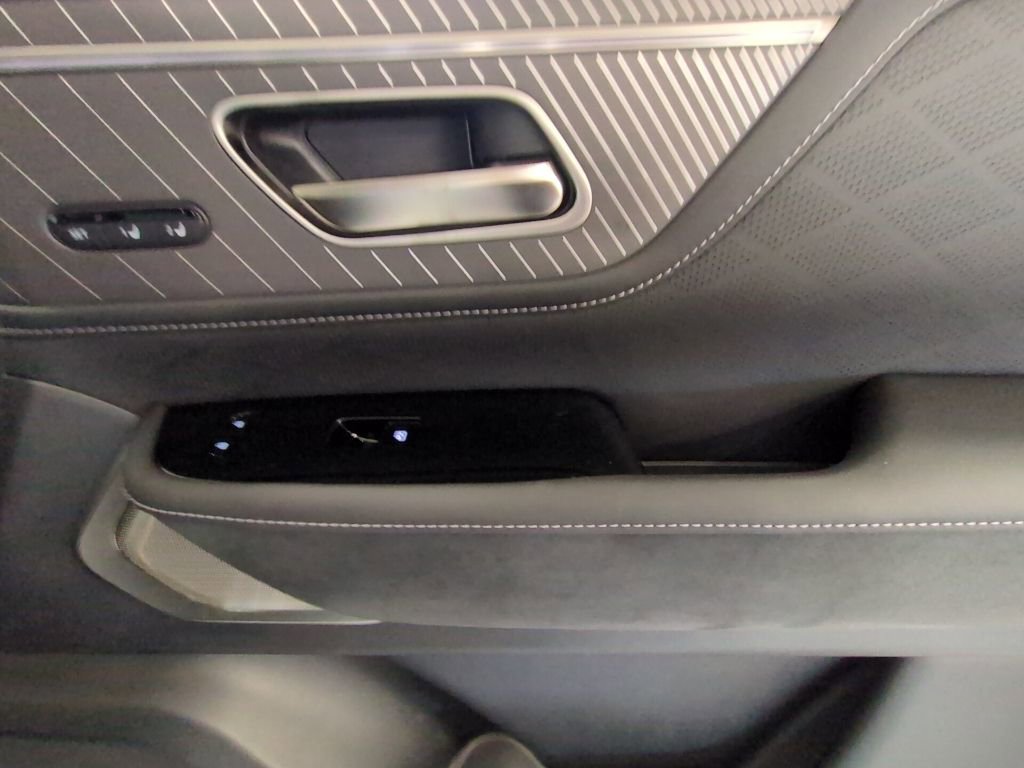 New 2026 INFINITI QX80 Autograph image 24