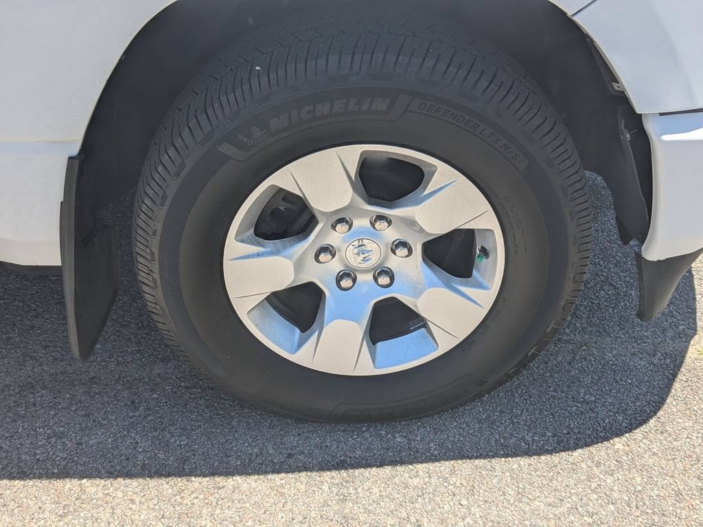 Used 2021 RAM 1500 Big Horn AWD/4WD image 16