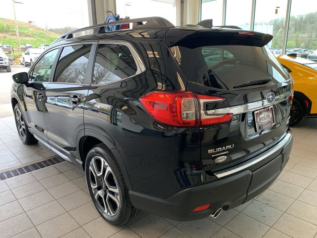 New 2026 Subaru Ascent Limited image 15