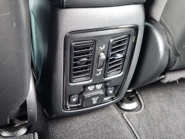 Used 2019 Jeep Grand Cherokee High Altitude RWD image 29