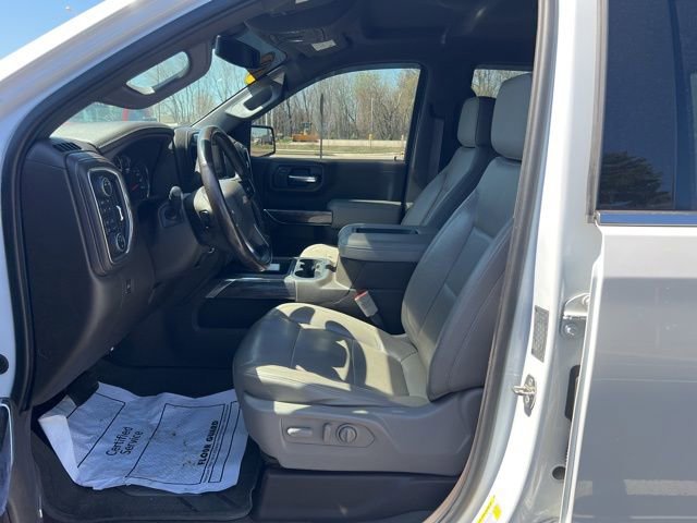 Used 2019 Chevrolet Silverado 1500 LTZ AWD/4WD image 11