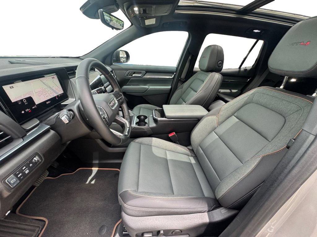 Used 2026 GMC Terrain AT4 w/ Convenience Package III AWD/4WD image 10