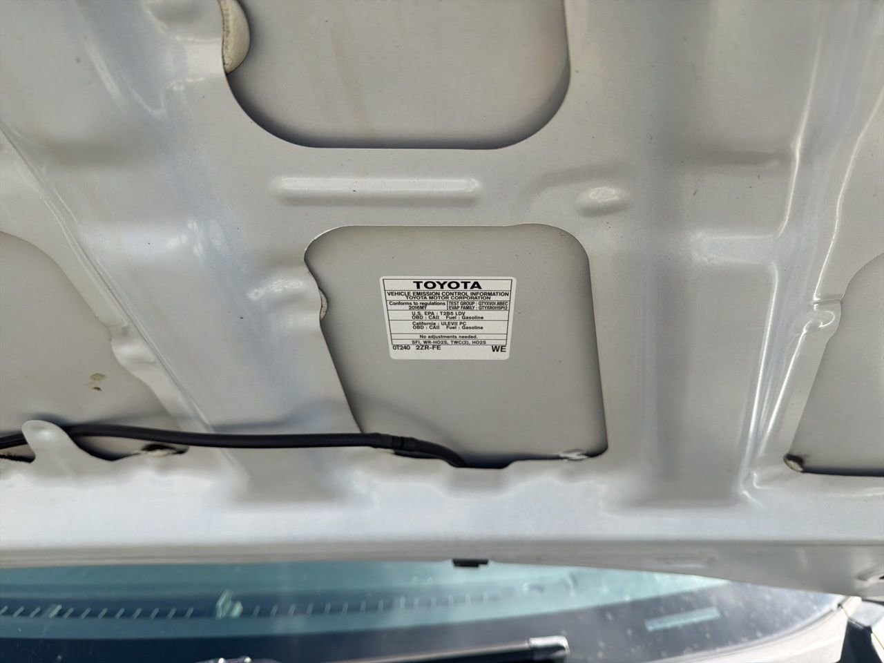 Used 2016 Toyota Corolla LE FWD image 7