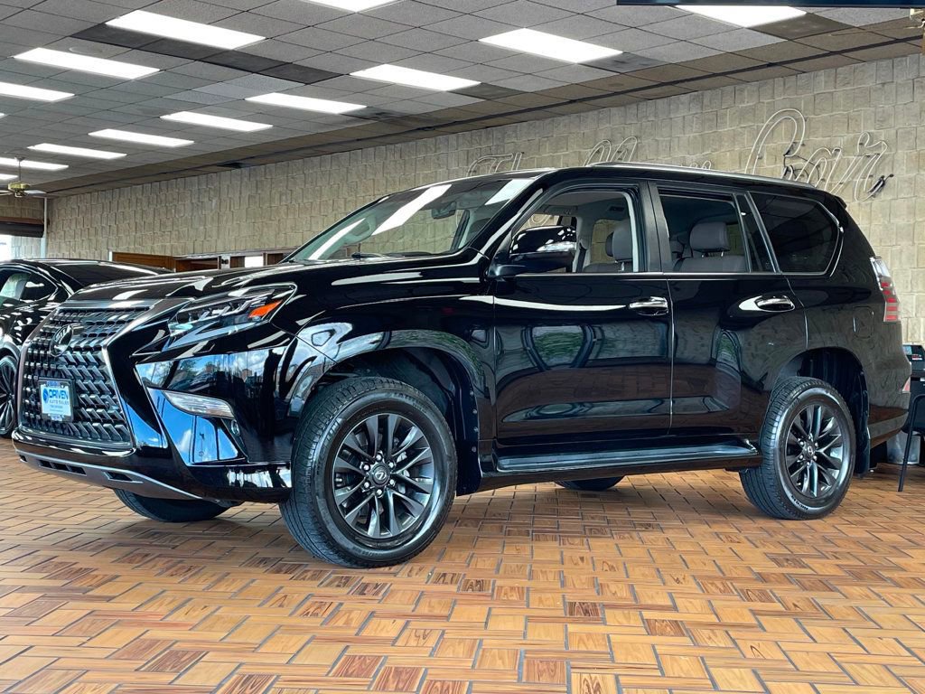 Used 2020 Lexus GX 460 Premium w/ Premium Package AWD/4WD image 3