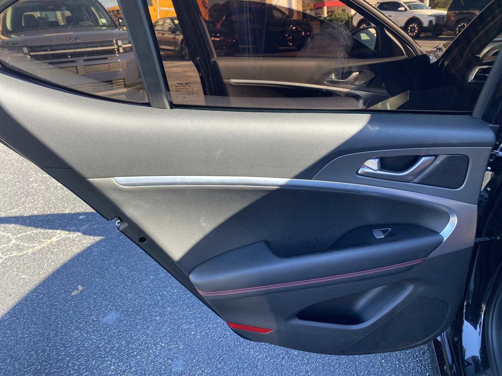 Used 2024 Genesis G70 2.5T w/ Sport Prestige Package image 30