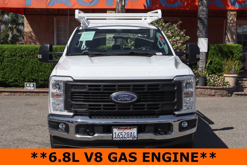 Used 2024 Ford F250 XL w/ XL Chrome Package image 3