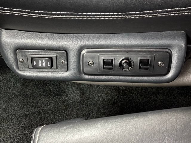 Used 2021 GMC Savana 2500 w/ Enhanced Convenience Package RWD image 39
