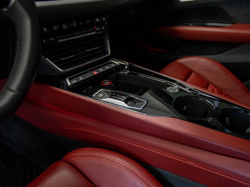 Used 2024 Audi e-tron GT Prestige AWD/4WD image 22