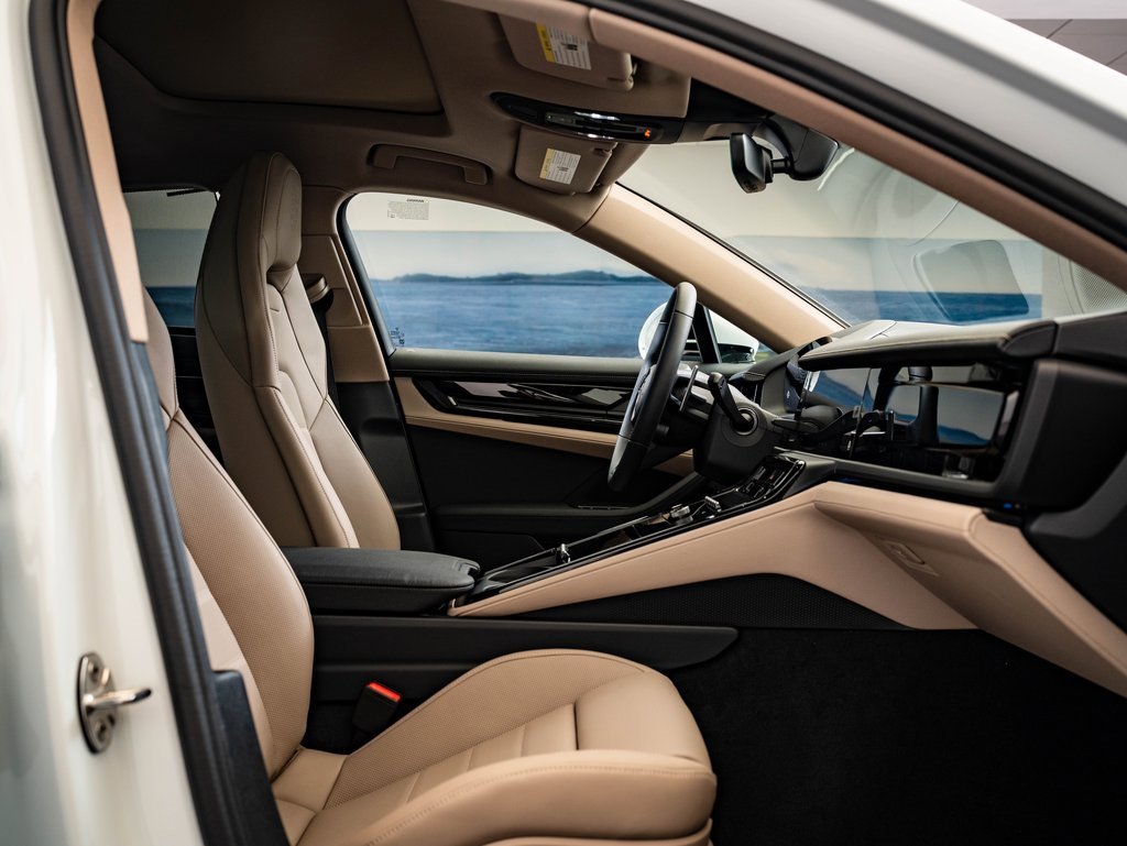 New 2026 Porsche Panamera 4 image 28