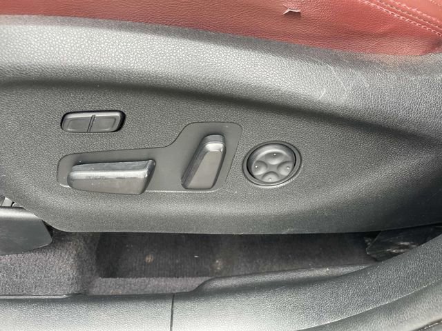 Used 2018 Kia Sorento SX image 22