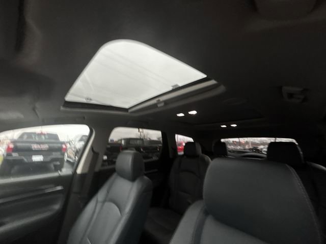 Used 2021 Buick Enclave Essence w/ Sound and Sites Package image 28