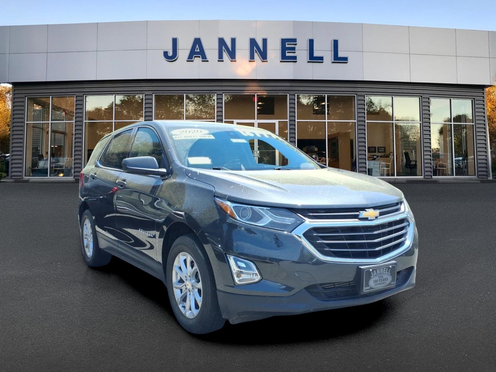 Used 2020 Chevrolet Equinox LT w/ LPO, Floor Liner Package AWD/4WD image 3