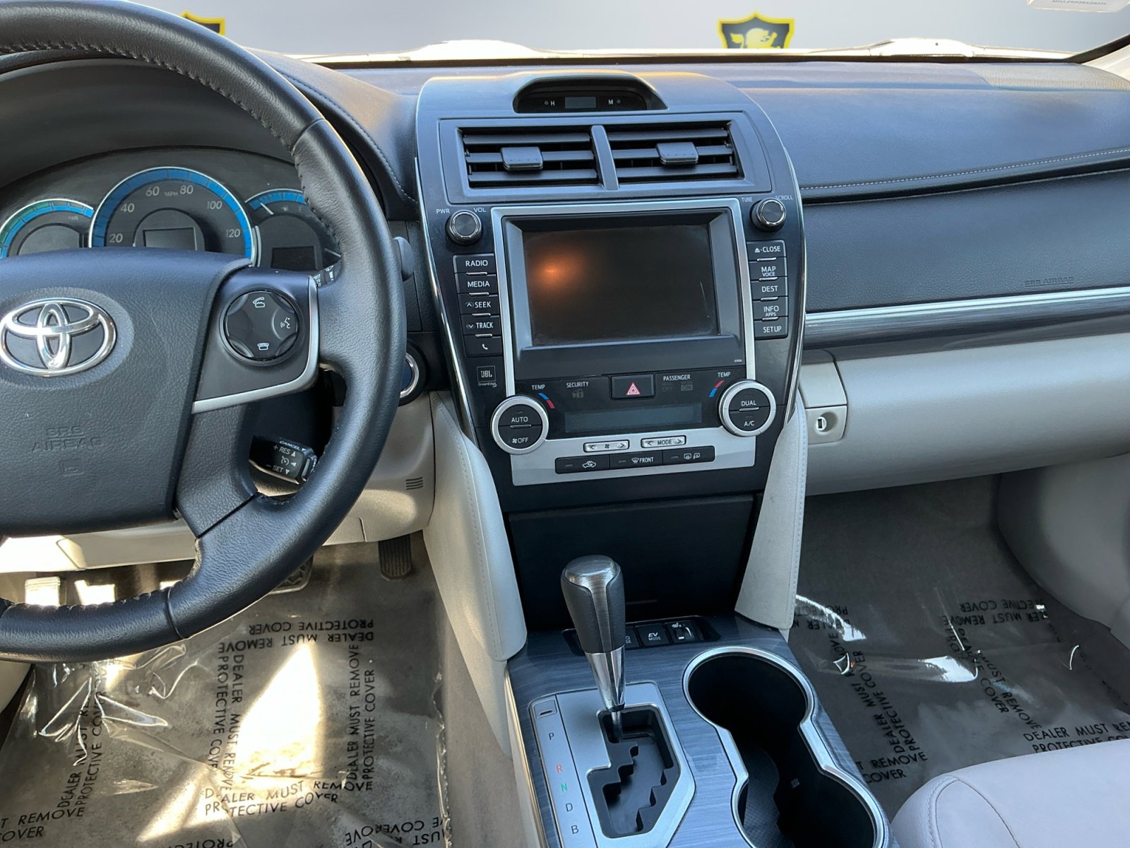 Used 2012 Toyota Camry XLE w/ Leather Pkg FWD image 13