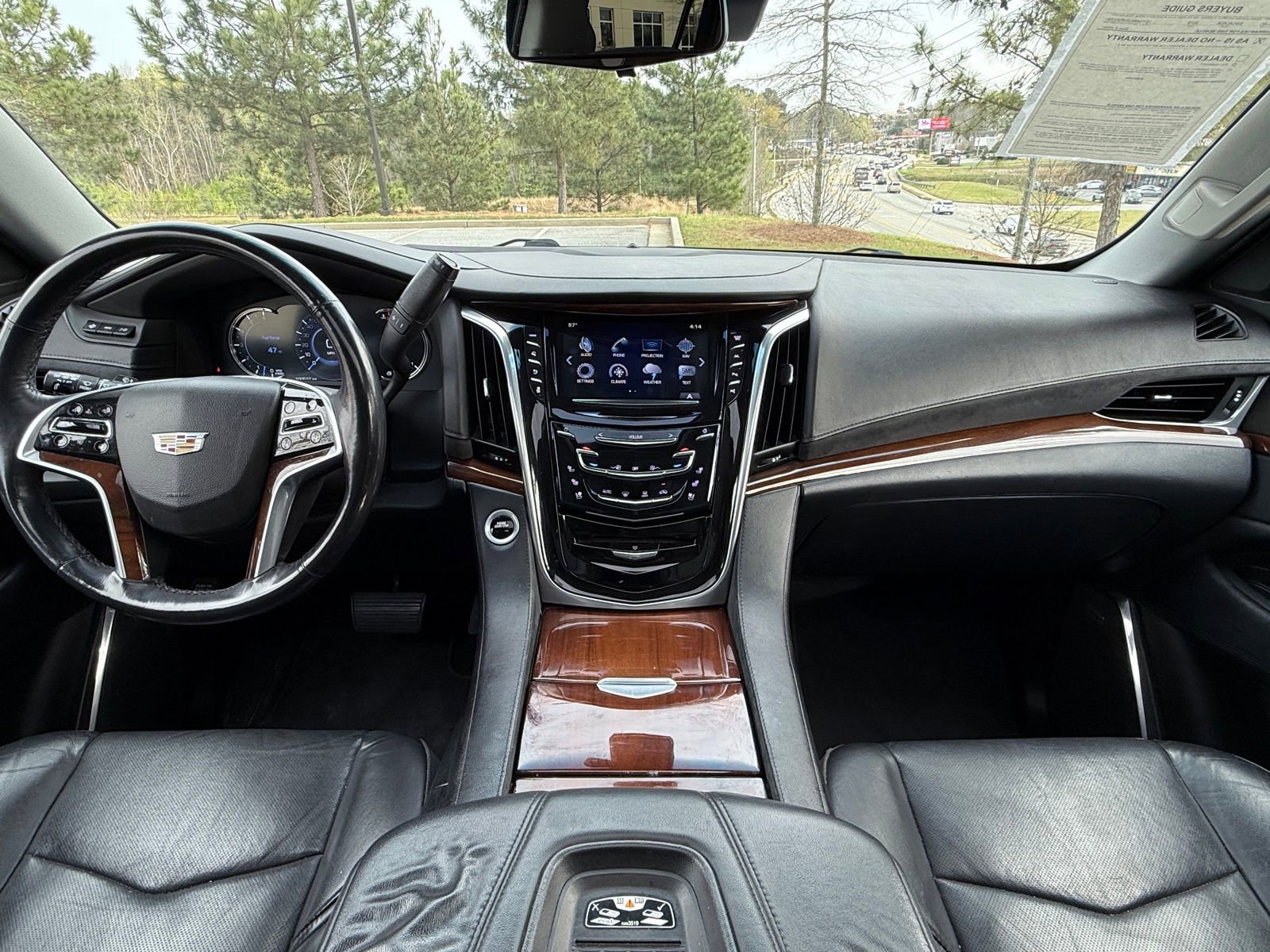 Used 2018 Cadillac Escalade Luxury image 22