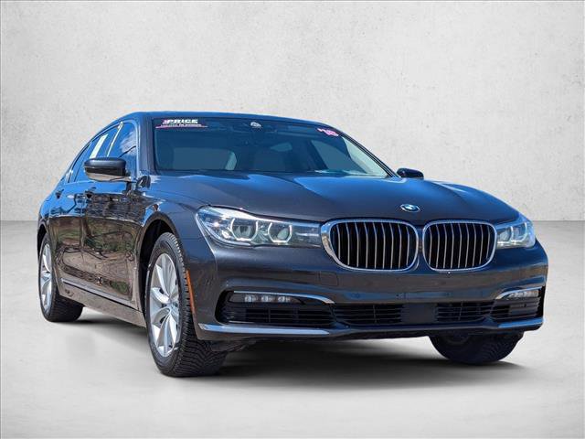 Used 2018 BMW 740e xDrive image 3
