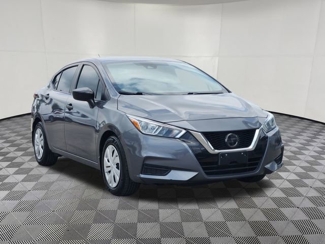 Used 2020 Nissan Versa S FWD image 2