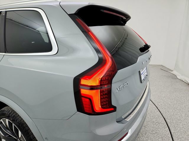 New 2026 Volvo XC90 B6 Plus w/ Protection Package Premier image 28