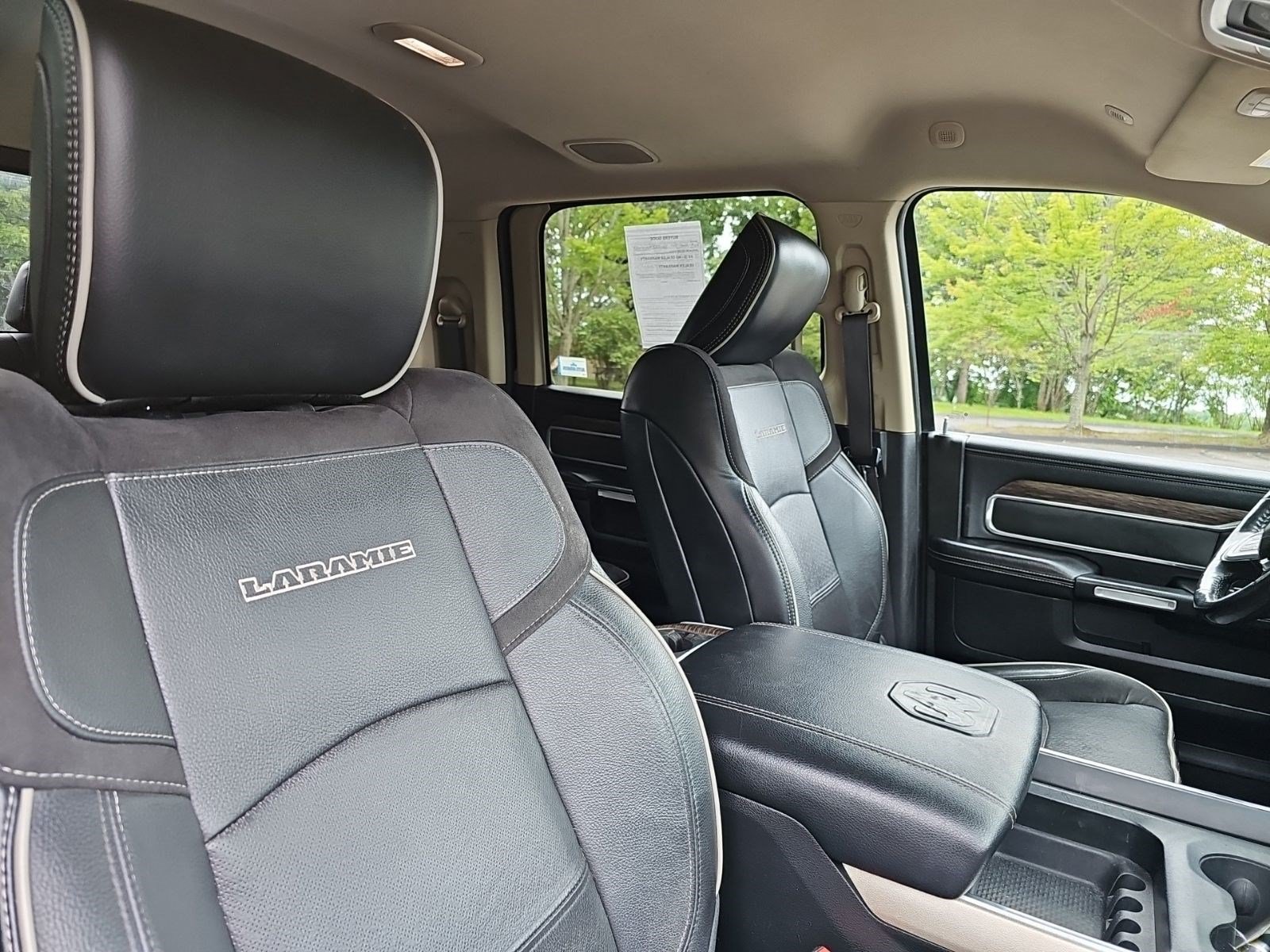 Used 2019 RAM 2500 Laramie AWD/4WD image 12