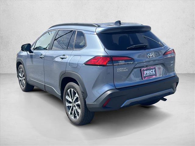 Certified 2025 Toyota Corolla Cross XLE image 7