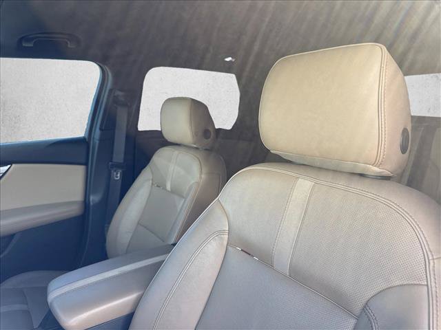 Used 2020 Chevrolet Blazer Premier w/ LPO, Floor Liner Package AWD/4WD image 16