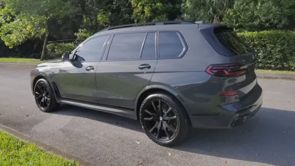 Used 2026 BMW X7 M60i AWD/4WD image 6