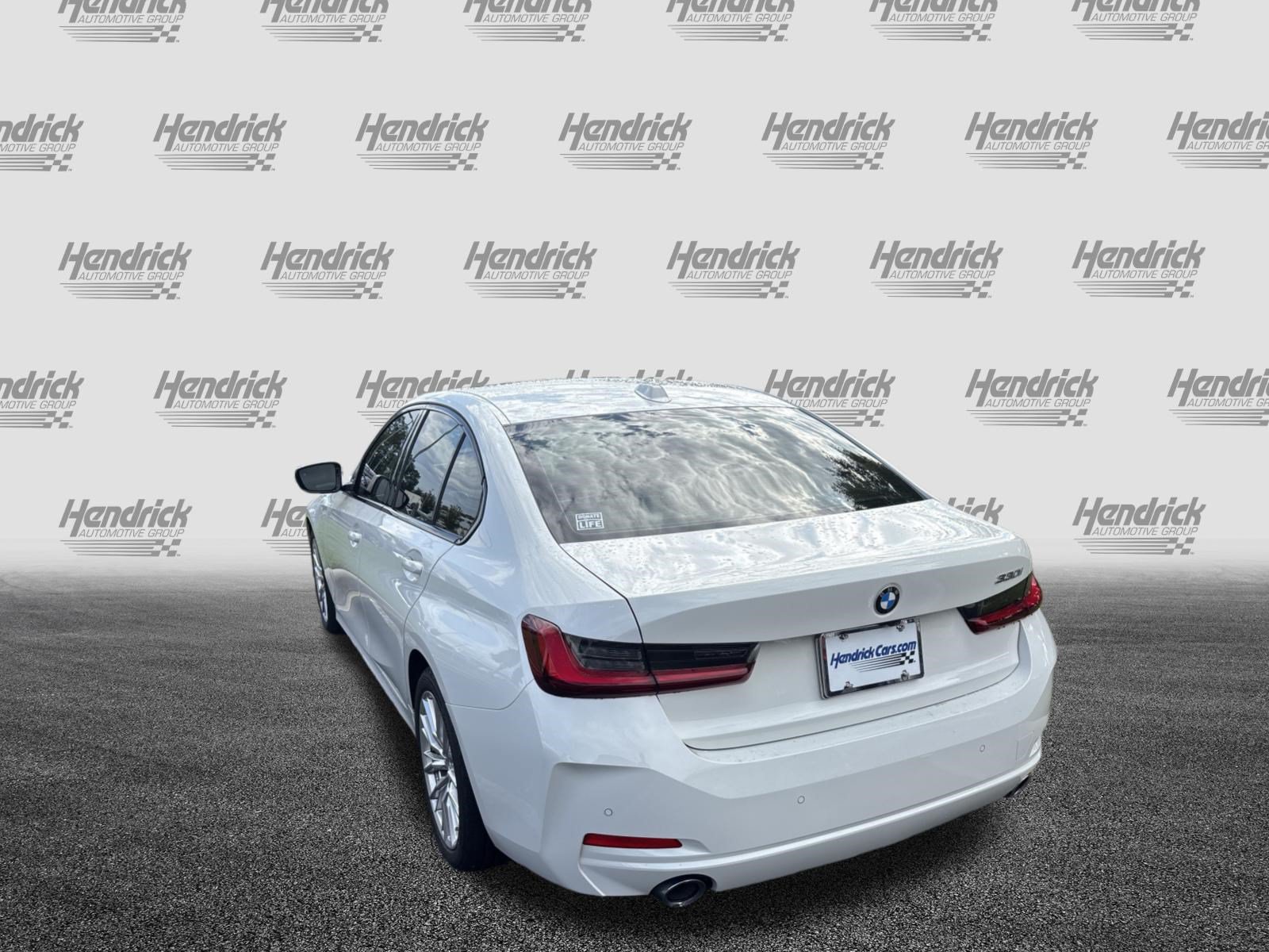 Certified 2023 BMW 330i Sedan w/ Premium Package RWD image 9