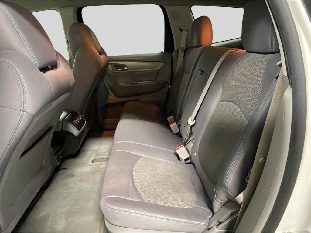 Used 2014 Chevrolet Traverse LS FWD image 14