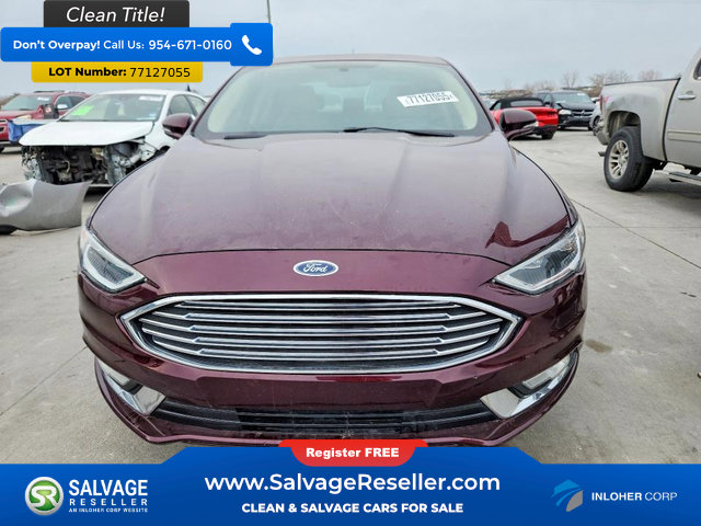 Used 2017 Ford Fusion SE w/ Fusion SE Technology Package image 6