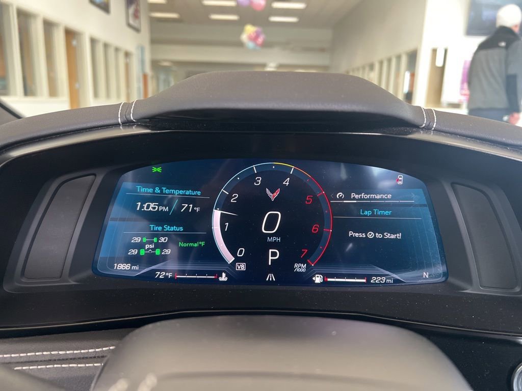 Used 2025 Chevrolet Corvette Stingray Coupe w/ 1LT image 14