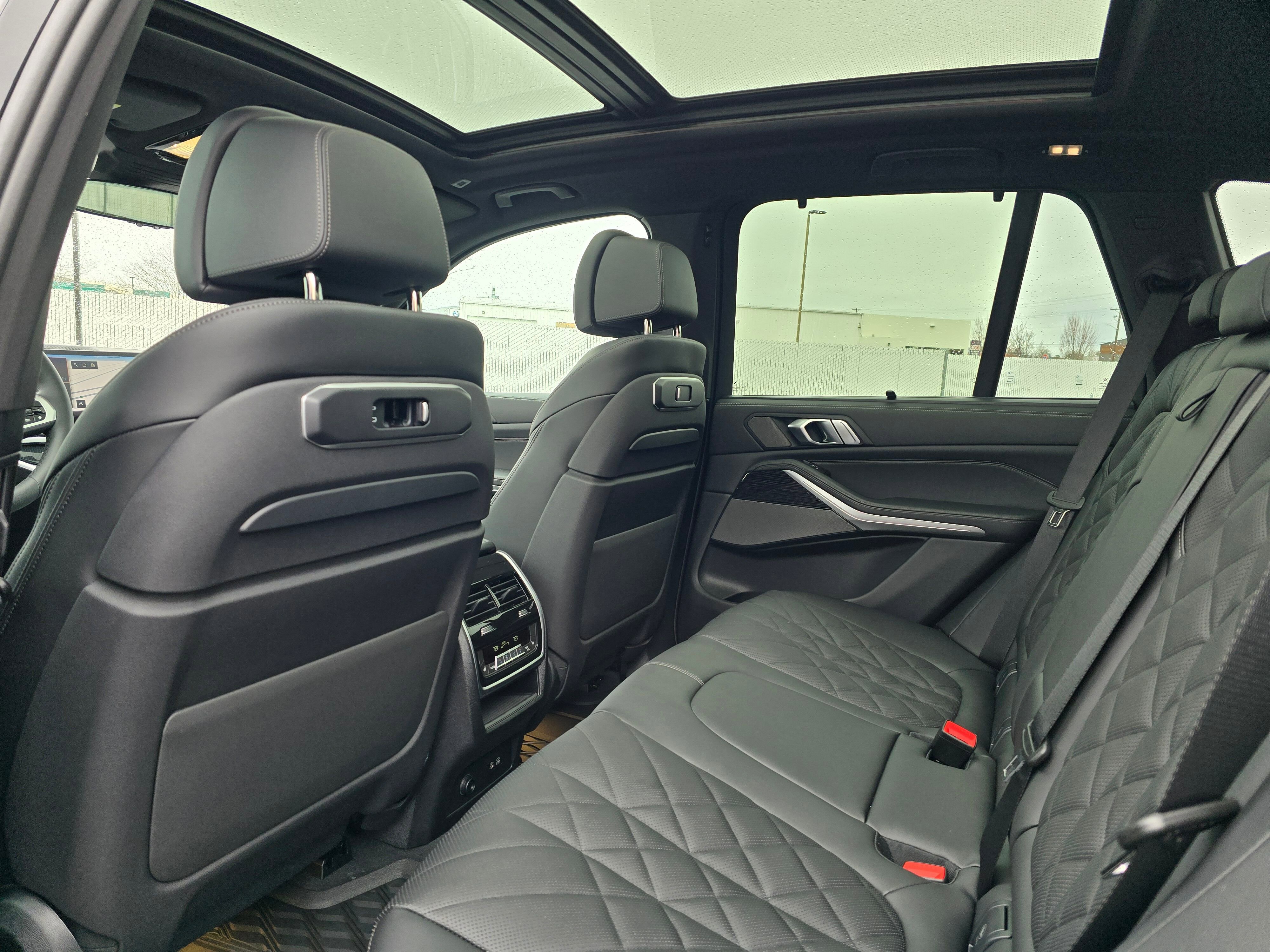 New 2026 BMW X5 xDrive50e w/ Executive Package image 44