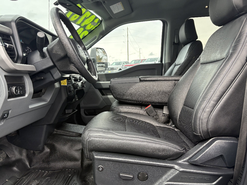 Certified 2024 Ford F350 XLT image 16