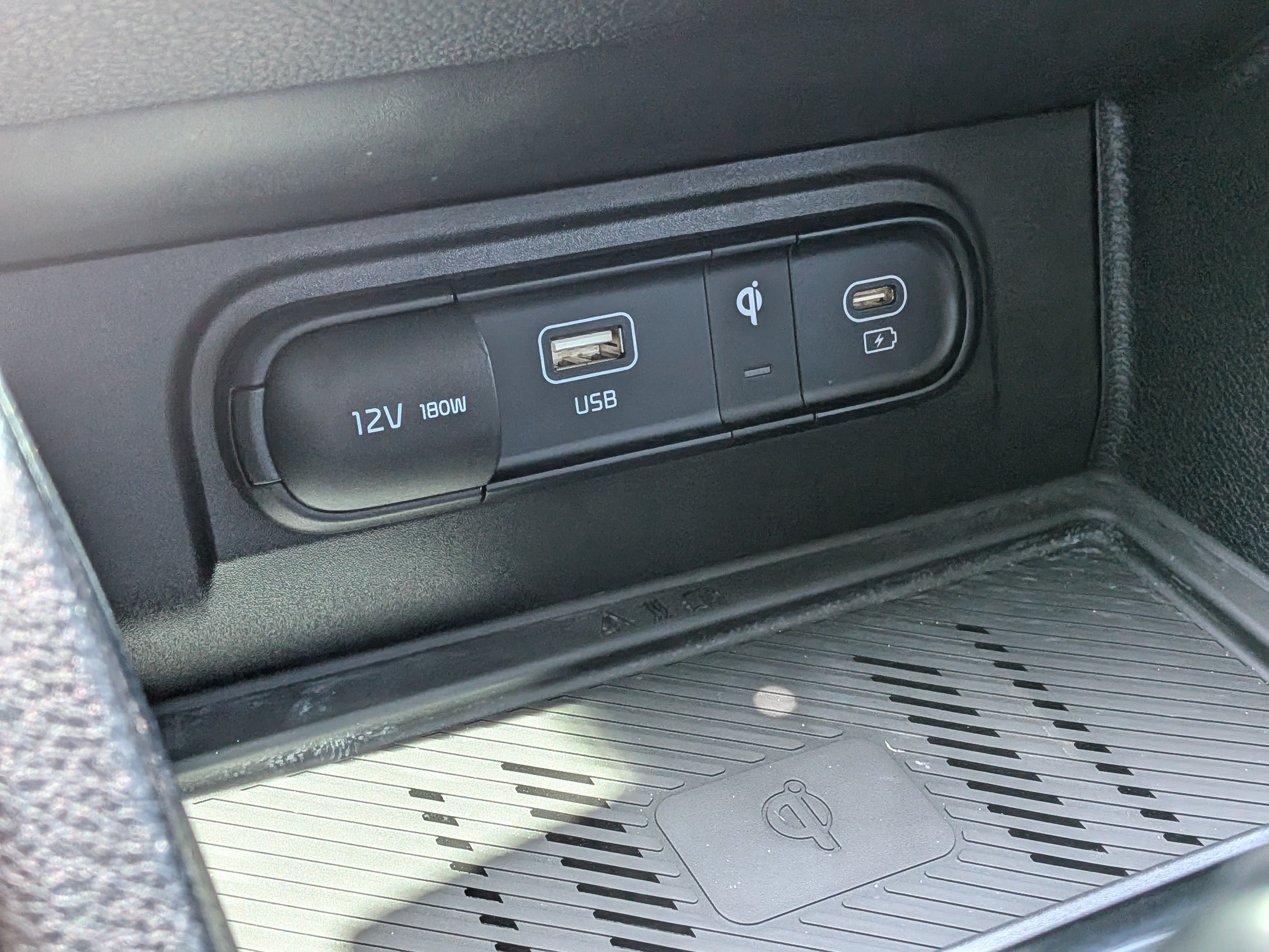 Used 2023 Kia Sportage EX FWD image 30