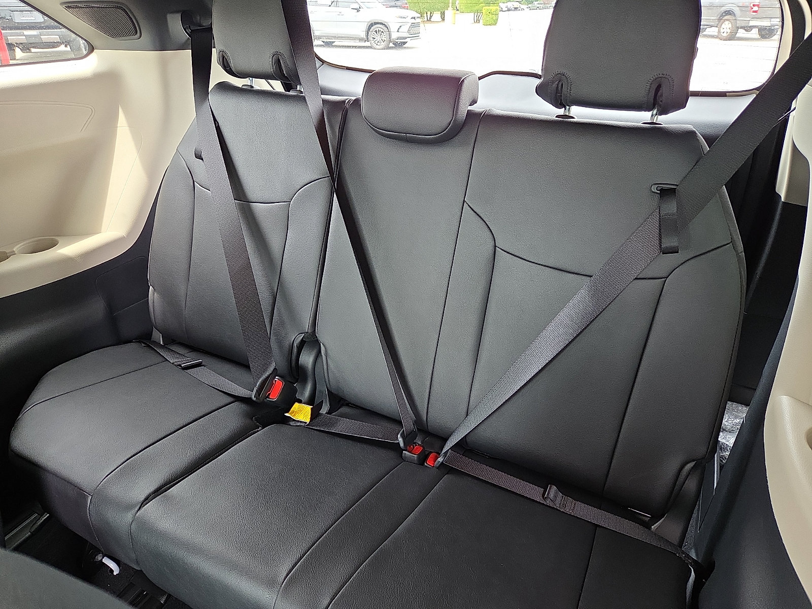 New 2026 Toyota Sienna Platinum AWD/4WD image 7