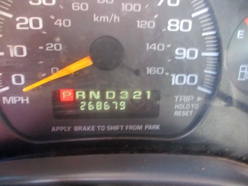 Used 1997 Chevrolet Express 3500 w/ Preferred Equipment Group 2 RWD image 12