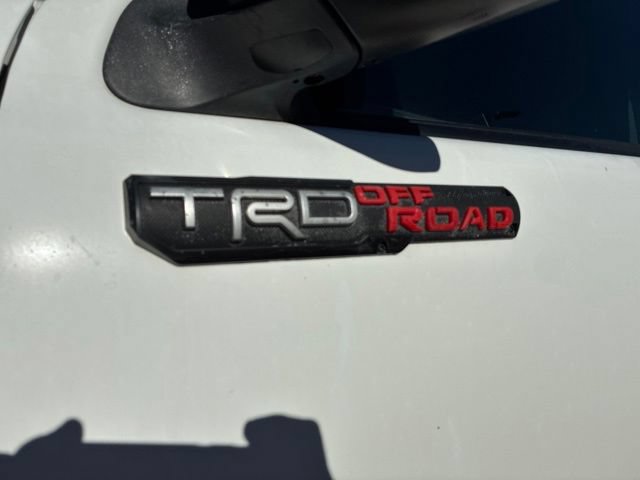 Used 2008 Toyota Tacoma 4x4 Access Cab V6 w/ TRD Off-Road Pkg #2 image 5