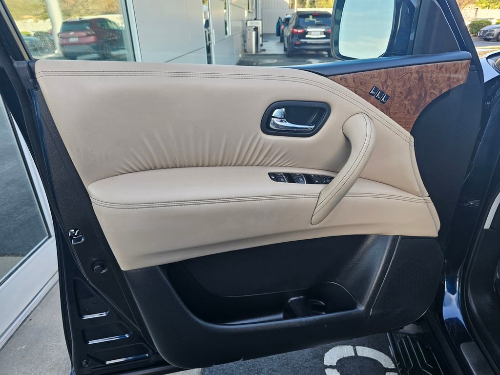 Used 2024 Nissan Armada SL w/ Captain's Chairs Package RWD image 14