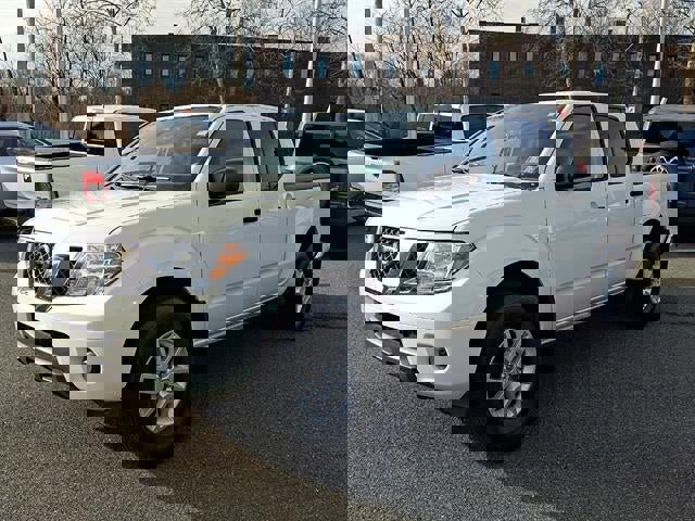 Used 2020 Nissan Frontier SV image 33