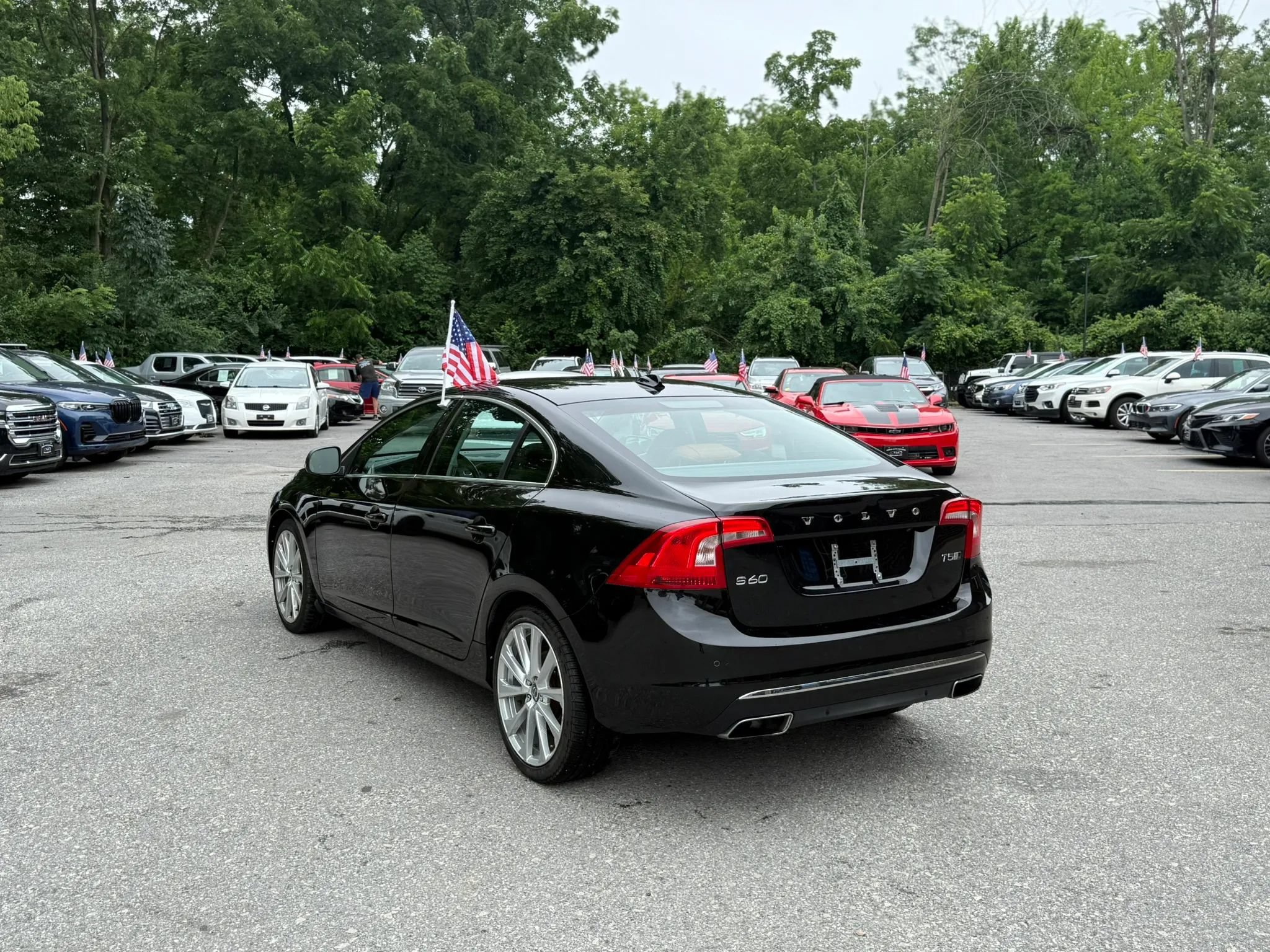 Used 2017 Volvo S60 T5 Inscription Platinum w/ Climate Package AWD/4WD image 4