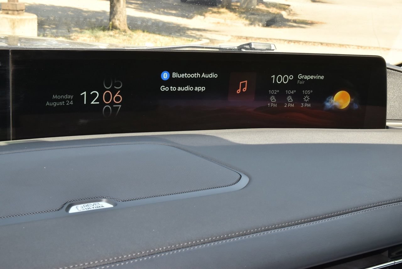 Certified 2025 Lincoln Navigator Reserve AWD/4WD image 28
