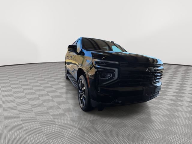 New 2026 Chevrolet Suburban RST w/ Comfort Package AWD/4WD image 2