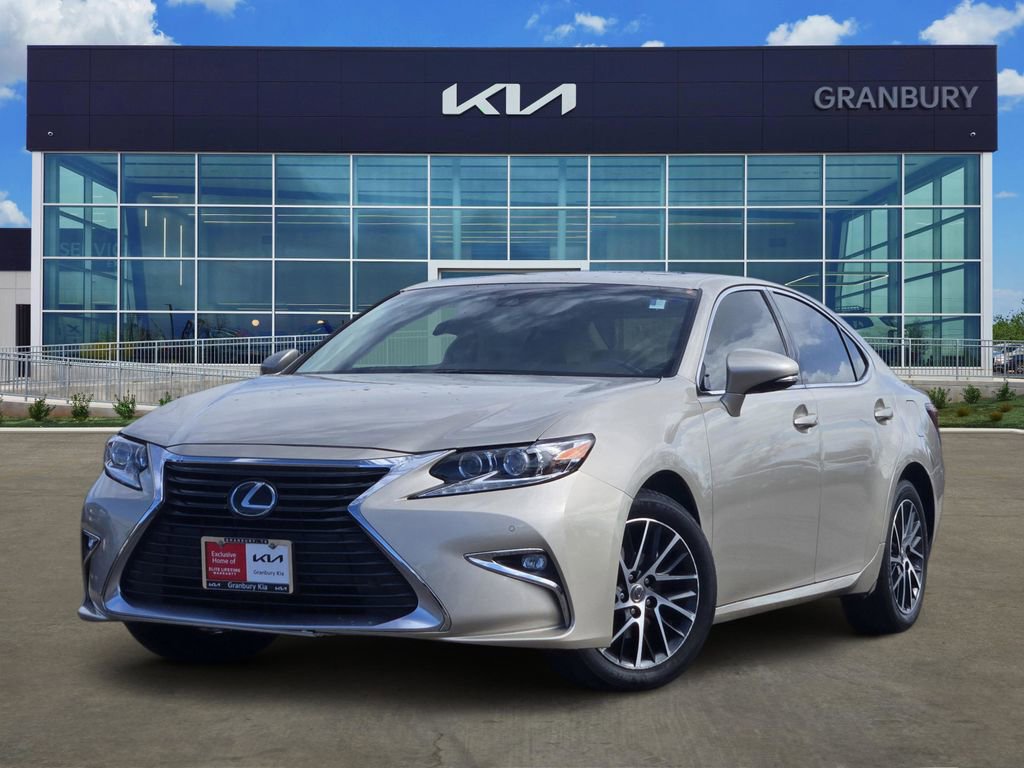 Used 2017 Lexus ES 350 350 w/ Luxury Package