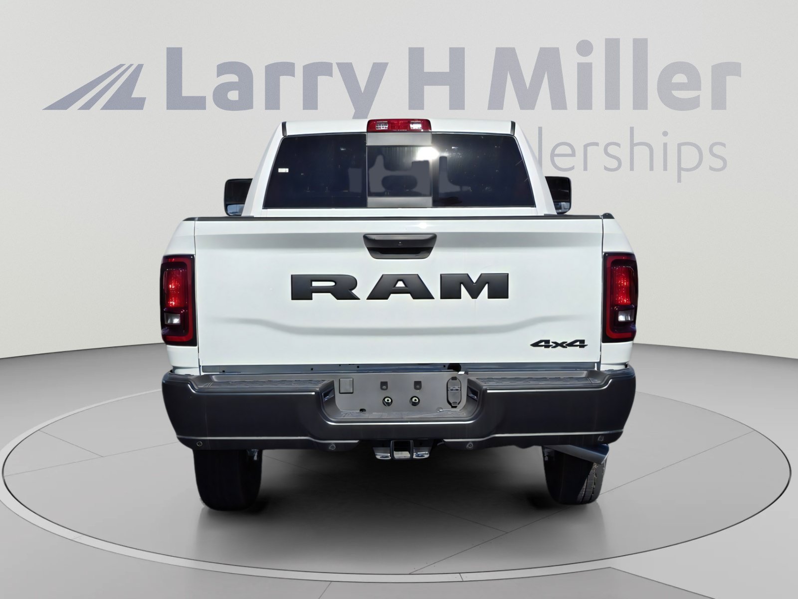 New 2026 RAM 2500 Tradesman AWD/4WD image 4