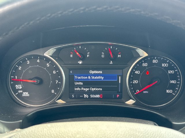 Used 2024 GMC Terrain SLT AWD/4WD image 16