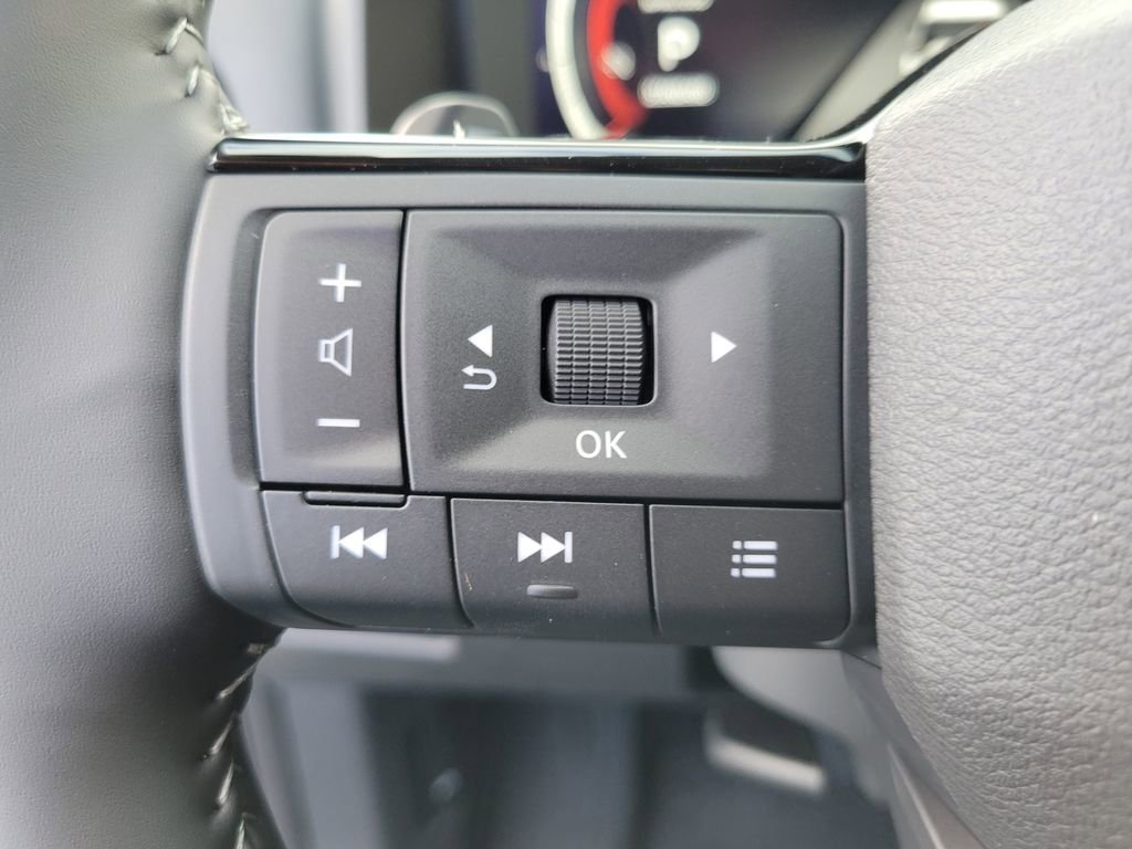 New 2025 Nissan Rogue SL image 34